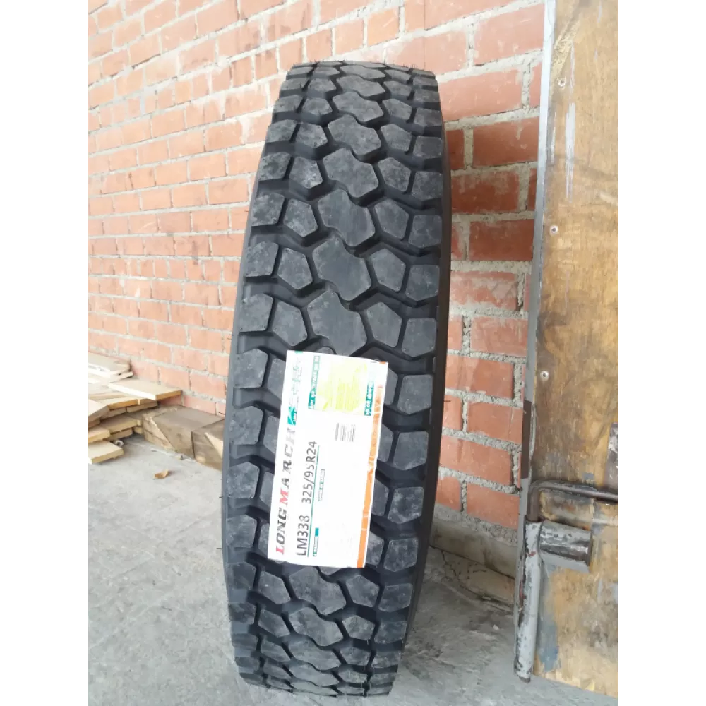 Грузовая шина 325/95 R24 Long March LM-338 22PR в Березовке