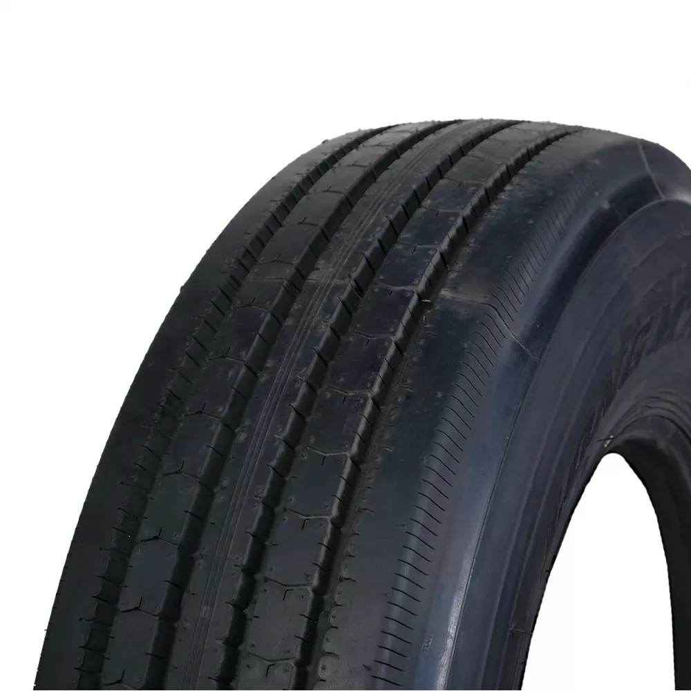 Грузовая шина 295/80 R22,5 Long March LM-216 18PR в Березовке