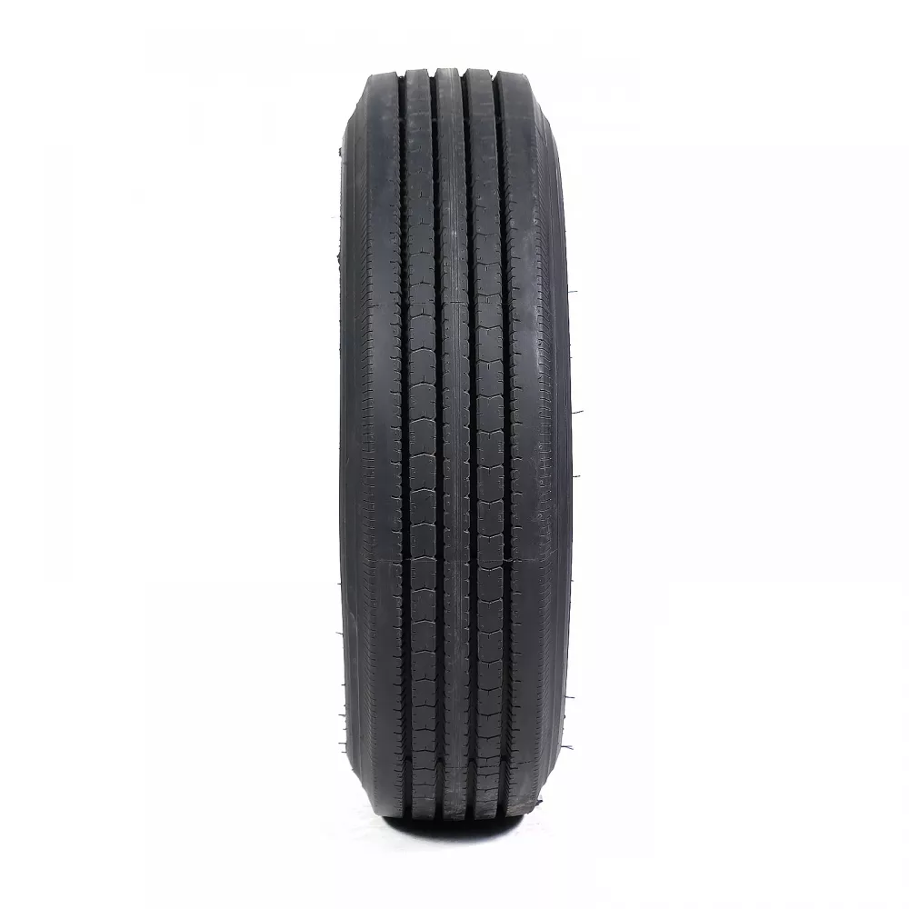 Грузовая шина 215/75 R17,5 Long March LM-216 16PR в Березовке