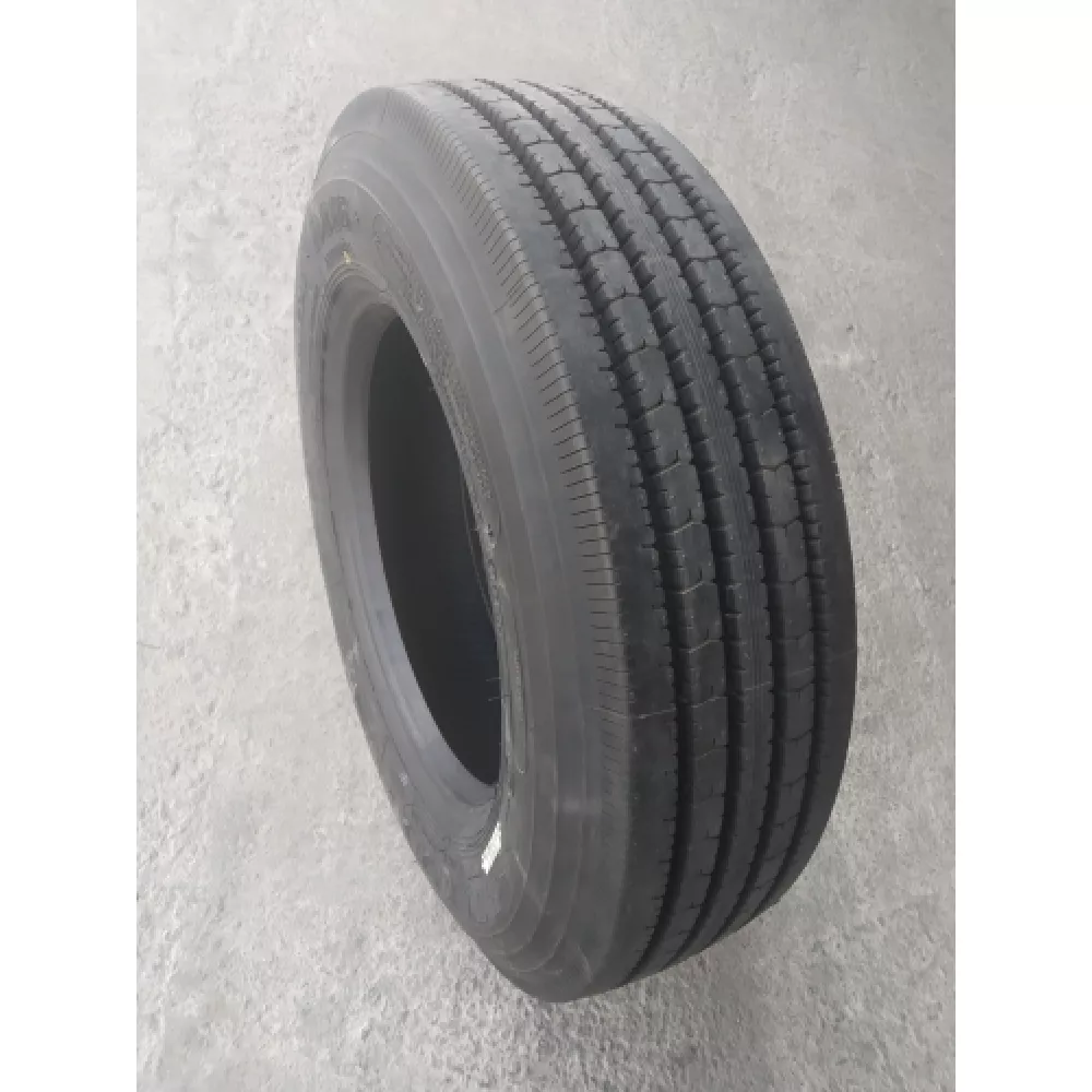 Грузовая шина 215/75 R17,5 Long March LM-216 16PR в Березовке