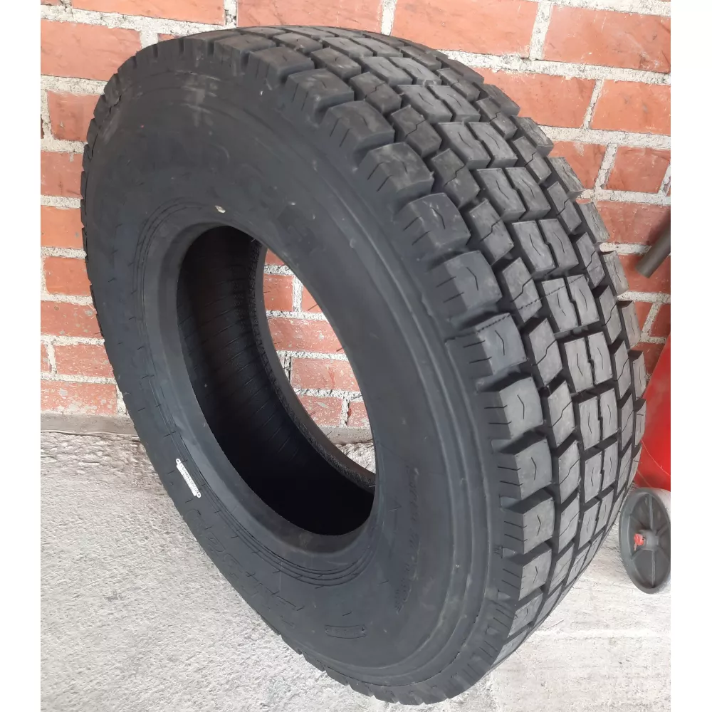 Грузовая шина 305/70 R19,5 Long March LM-329 18PR в Березовке